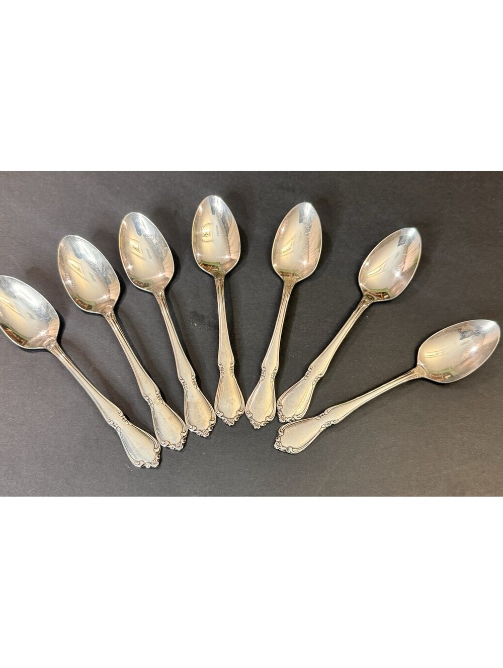 CHATEAU Oneidacraft Deluxe Stainless Steel 3 roses  7 Teaspoons set 6" Flatware